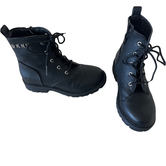 Boots - Picture 1 of 2